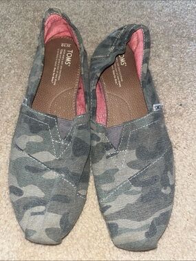 TOMS Camo Slip-On Flats with Pink Lining